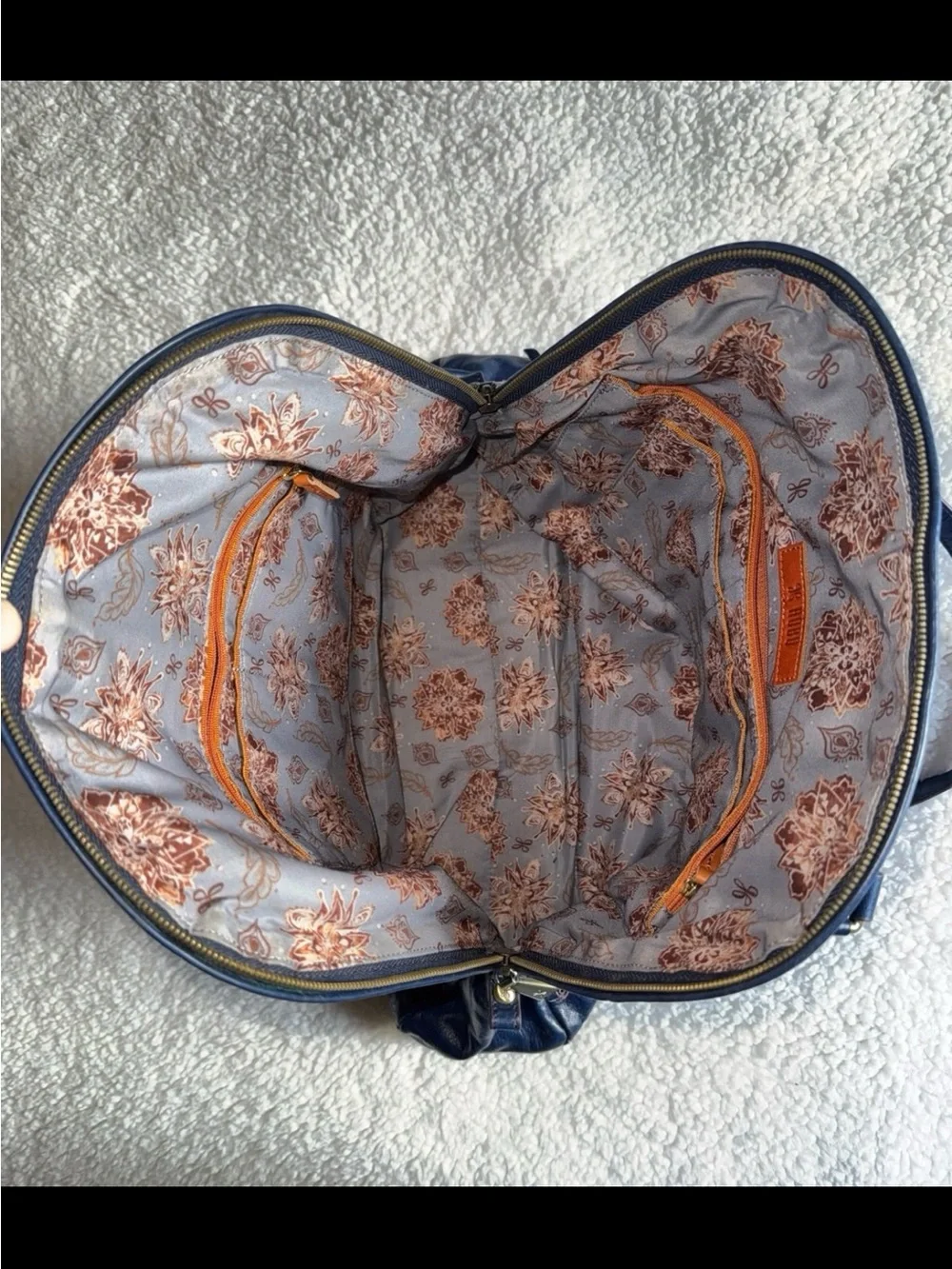 HOBO ‘DELANY’ BAG - Picture 5 of 10